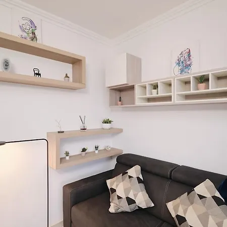 Cozy Loft With Spacious Terrace *