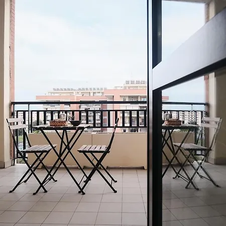 Cozy Loft With Spacious Terrace Lägenhet Lunghezza